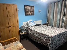 Refurbished 1 Double room in a shared property #915