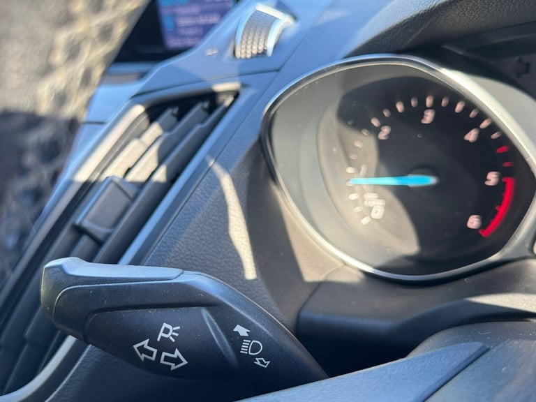 2016 Ford Kuga 2.0 TDCi EcoBlue Zetec Powershift AWD Euro 6 (s/s) 5dr HATCHBACK Diesel Automatic