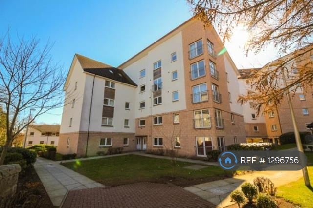 2 bedroom flat in Shaw Crescent, Aberdeen, AB25 (2 bed) (#1296756)