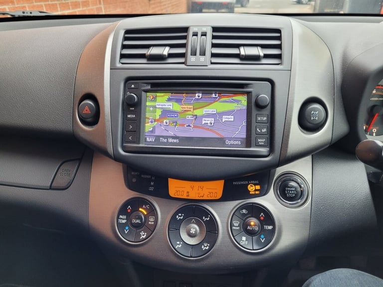 2012 Toyota RAV4 2.2 D-4D XT-R 5dr ESTATE DIESEL Manual
