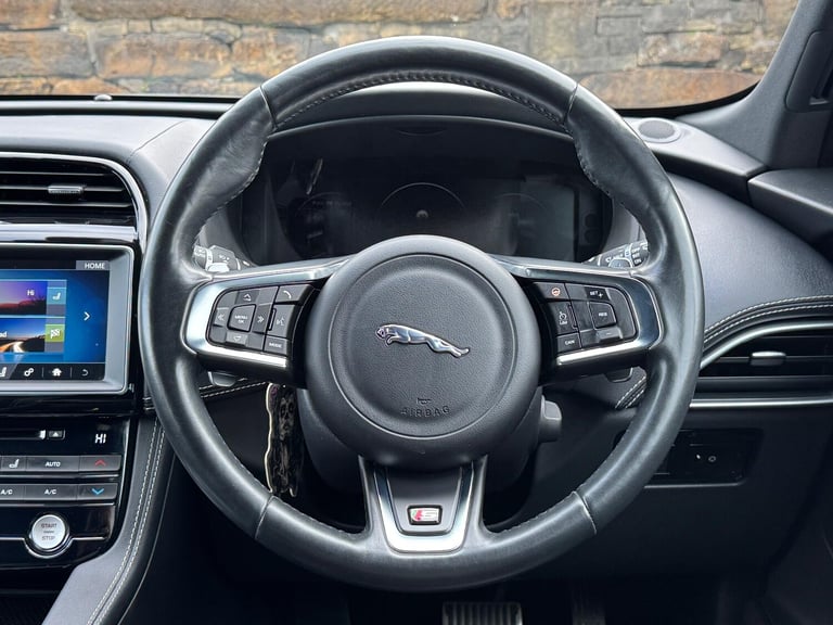 2017 Jaguar F-Pace 3.0 D300 V6 S Auto AWD Euro 6 (s/s) 5dr ESTATE Diesel Automatic