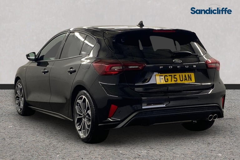 2025 Ford Focus 744494 Hatchback Petrol Manual