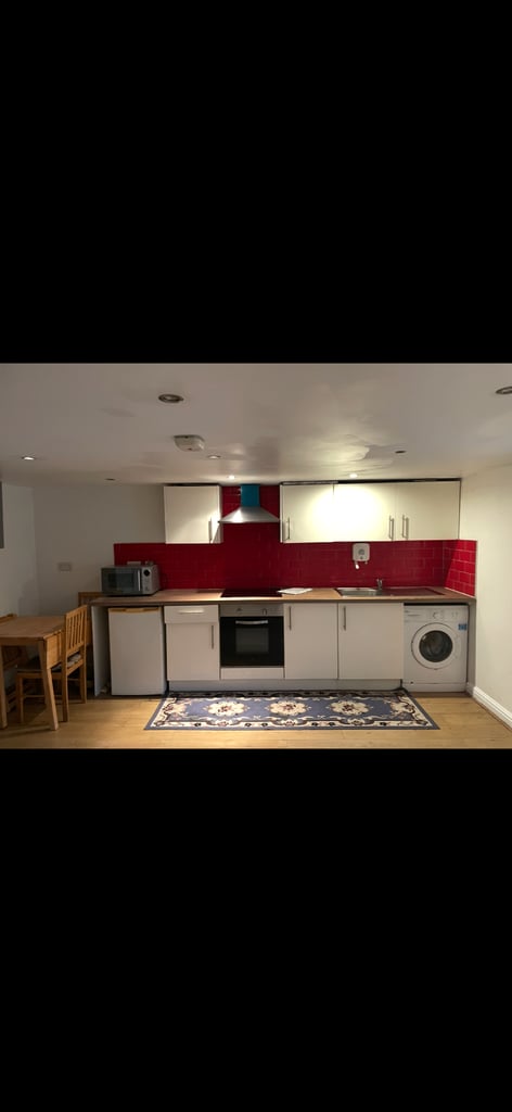 One bed flat to let Huddersfield 