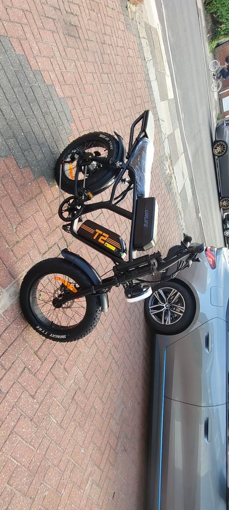 Electric bicycle T2 Brand New used only 18km purchase date 16-9-25