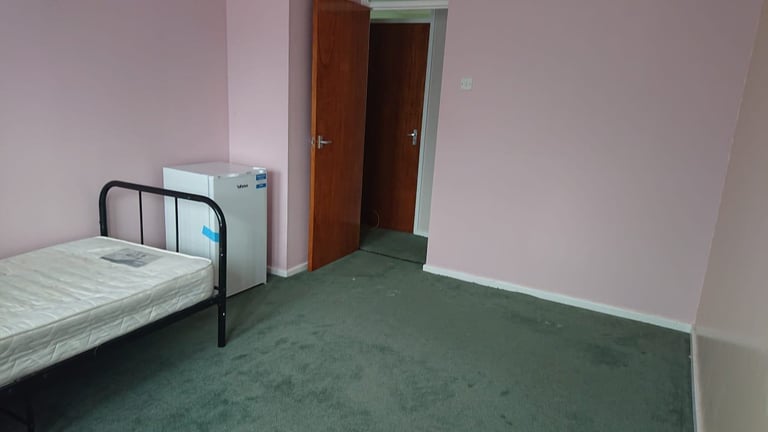 Private Rooms NR5