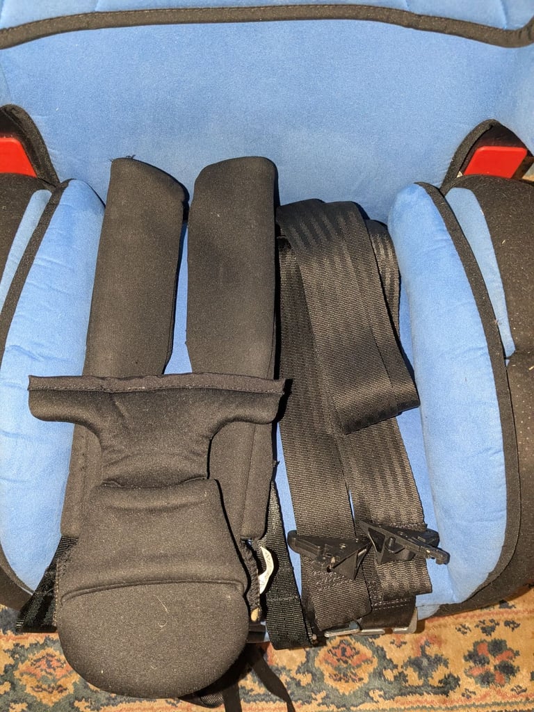 Recaro Young Sport Hero Car Seats - group 1/2/3 Blue