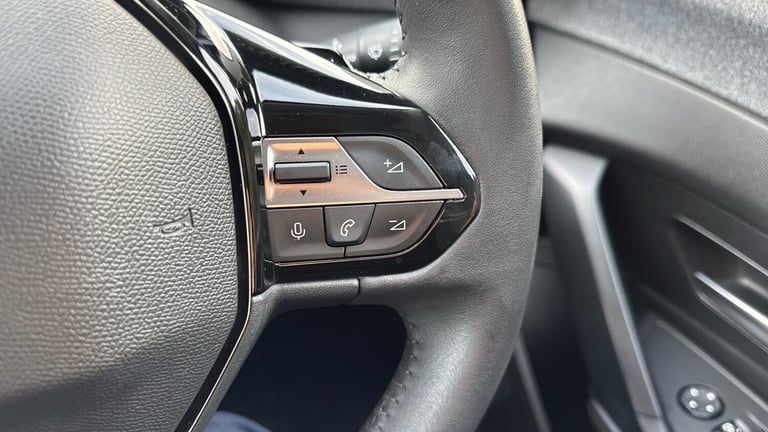 2022 Peugeot 308 1.2 PureTech Allure Premium 5dr EAT8 Petrol Hatchback Hatchback Petrol Automatic