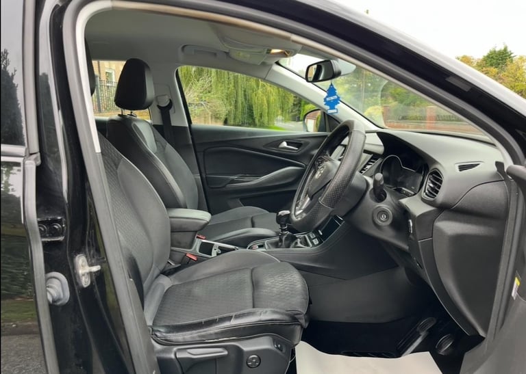 2019 VAUXHALL GRANDLAND X 1.5 TD TECHLINE NAV RUNS/DRIVES GREAT LOVELY EXAMPLE! 