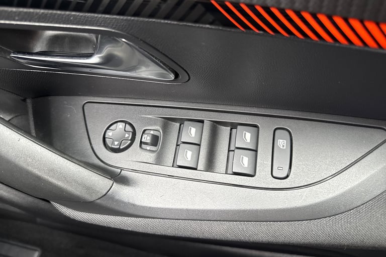 2022 Peugeot 2008 1.2 PureTech Active Premium Euro 6 (s/s) 5dr SUV Manual