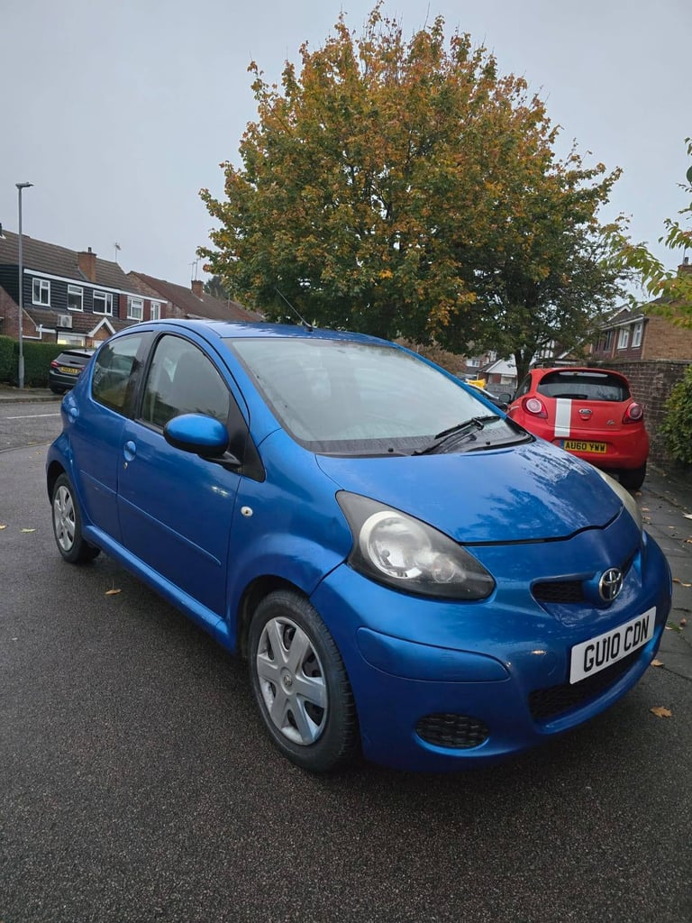 Toyota, AYGO, Hatchback, 2010, Manual, 998 (cc), 5 doors