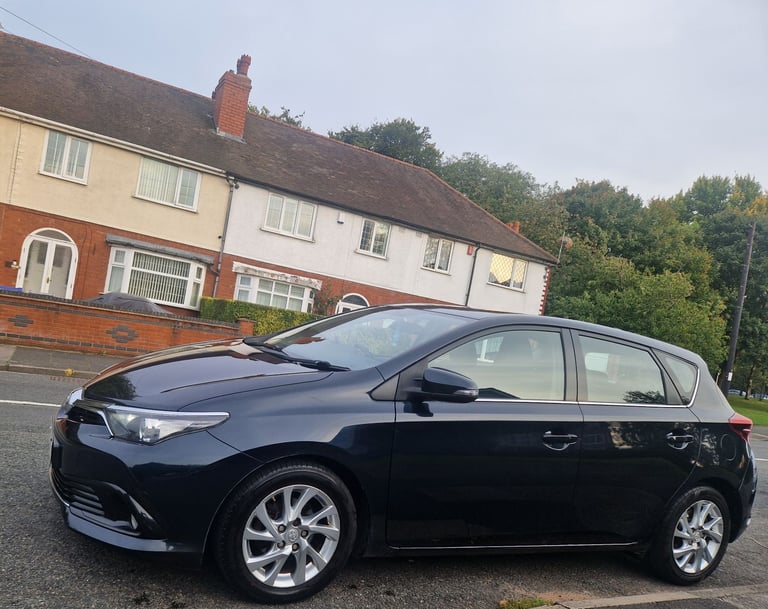 TOYOTA AURIS,Hatchback,2015, Manual, *BARGAIN