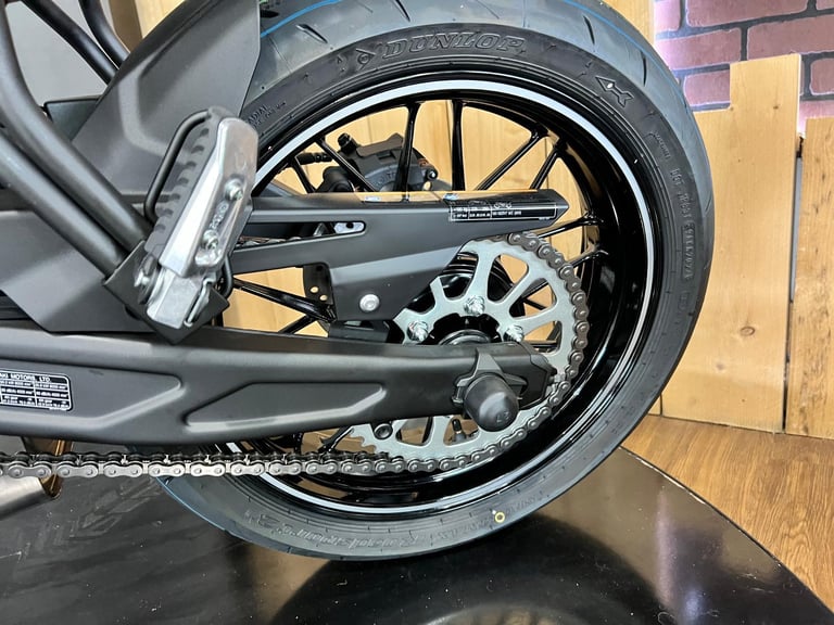 Kawasaki Z650 RS 2025 Brand New! FREE UK DELIVERY! ZERO % FINANCE!