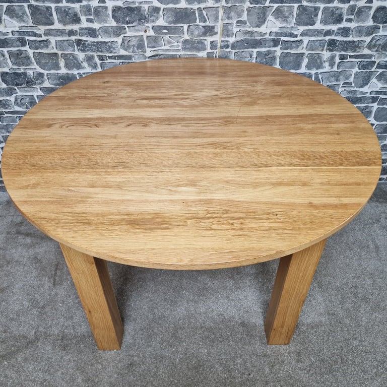 Solid Oak Round Dining Table