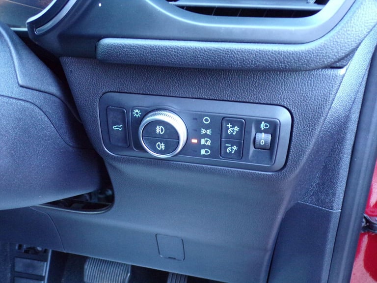 2022 Ford Kuga Kuga Titanium 5 Door 2.0L EcoBlue 190PS AWD 8 Speed Automatic HATCHBACK Diesel Aut...