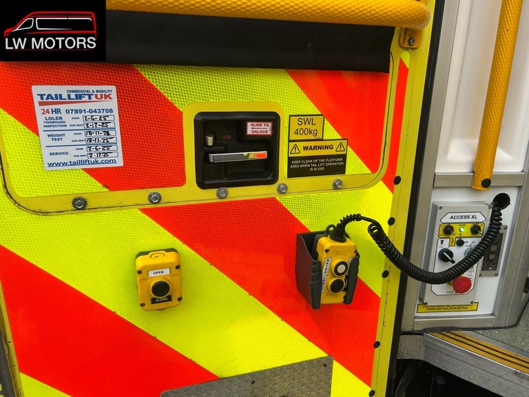 MERCEDES BENZ SPRINTER 519 CDI DIRECT EX AMBULANCE SERIVICS 2017 17 REG EURO 6