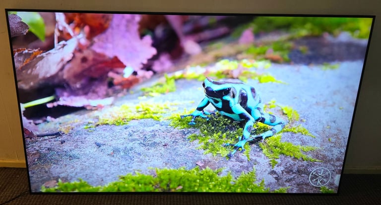 Samsung SMART tv 75 inch 4k UHD Fully Working order  