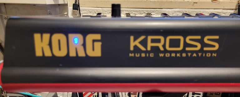 Korg Kross - 61 (original model), with original Korg Gig Bag. FREE UK Shipping available