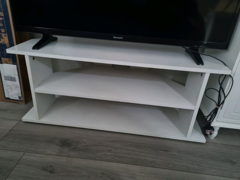 White Corner TV Stand/Unit 90cm 