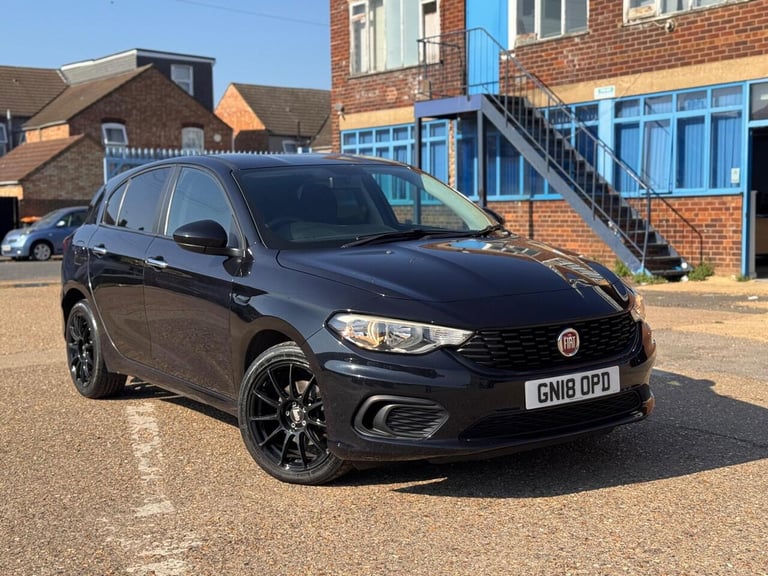 image for 2018 Fiat Tipo Hatchback (2016 - 2021) Hatchback Diesel Manual