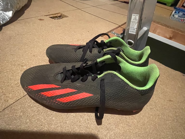 Adidas football boots size 6