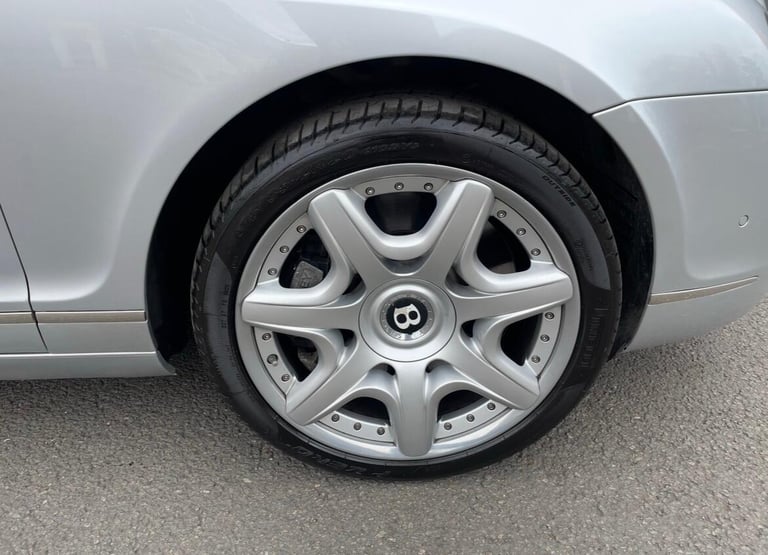 2006 Bentley Continental 6.0 W12 Flying Spur Auto 4WD Euro 4 4dr SALOON Petrol Automatic