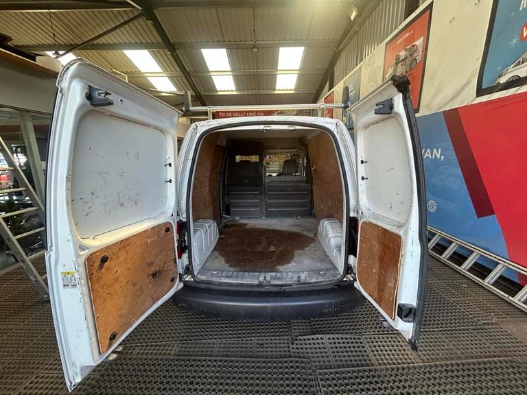 2012 Volkswagen Caddy Caddy C20 TDI 75 Panel Van DIESEL Manual
