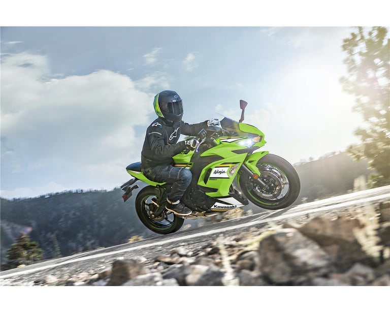 New 2025 Kawasaki MOTORCYCLE Ninja 650 BLACK SAVE £600 WITH NEW RIDERS GRANT*