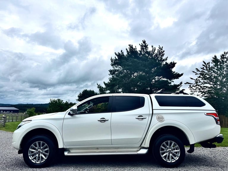 MITSUBISHI L200 2.4 DI-D DC Barbarian 2017