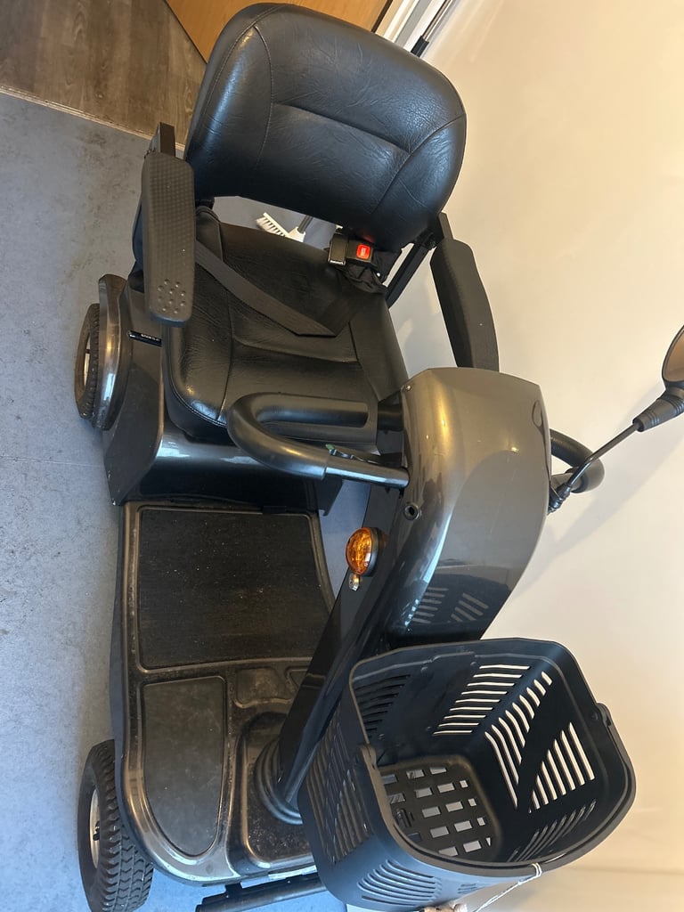 Mobility scooter