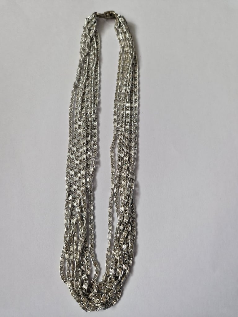 Silver colour necklace 