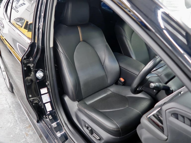 2020 Toyota Camry 2.5 VVT-h Excel CVT Euro 6 (s/s) 4dr Saloon Petrol/Electric Hybrid Automatic