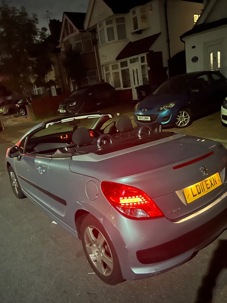 Peugeot, 207, Convertible, 2011, Semi-Auto, 1598 (cc), 2 doors