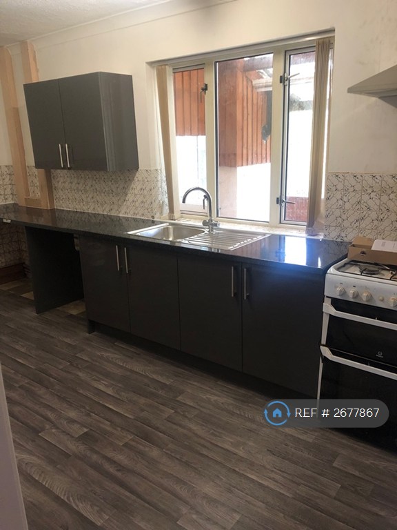 3 bedroom house in Marshfield Road, Bristol, BS16 (3 bed) (#2677867)