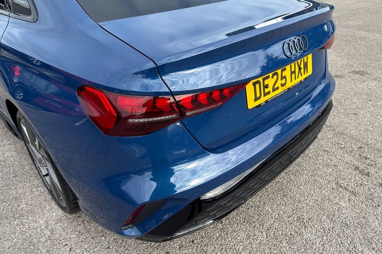 2025 Audi A3 Black Edition 35 TFSI  150 PS 6-speed Saloon PETROL Manual