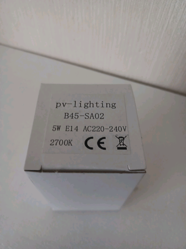 Bulbs LED E14 b45-sa02 5w 2700k £0.75 each