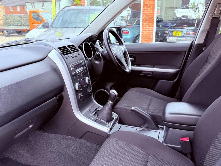 SUZUKI GRAND VITARA 2.4 VVT SZ4 2011