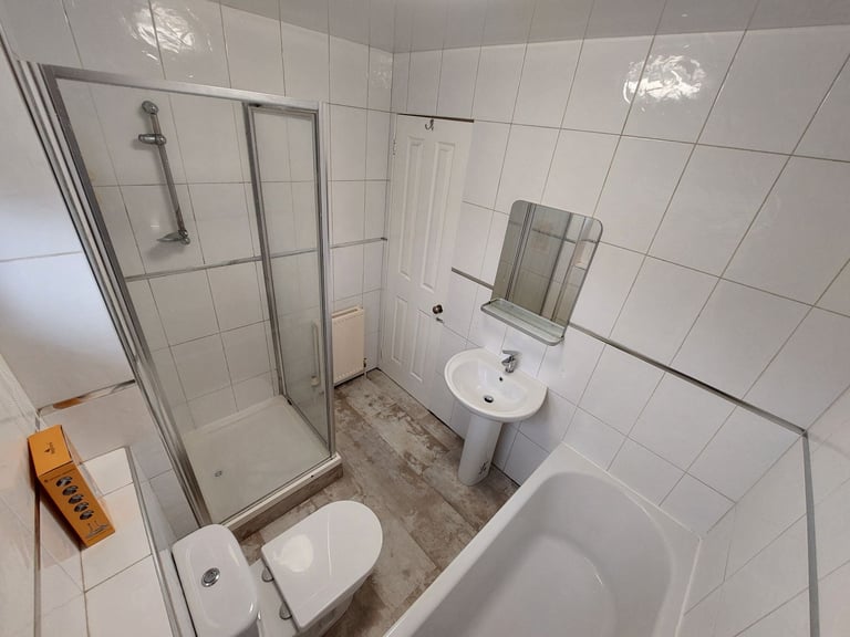 🏡 1-Bedroom Flat to Let – Peaceful Location Overlooking Hogganfield Loch