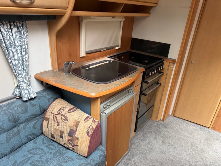 Abbey freestyle 2 berth 2004