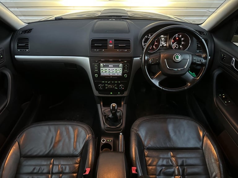 2011 Skoda Yeti 1.8 TSI Elegance 4WD Euro 5 5dr HATCHBACK Petrol Manual