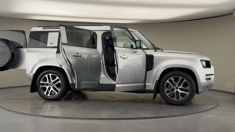 2024 Land Rover Defender 110 3.0 D250 MHEV XS Edition SUV 5dr Diesel Auto 4WD Euro 6 (s/s) (250 p...