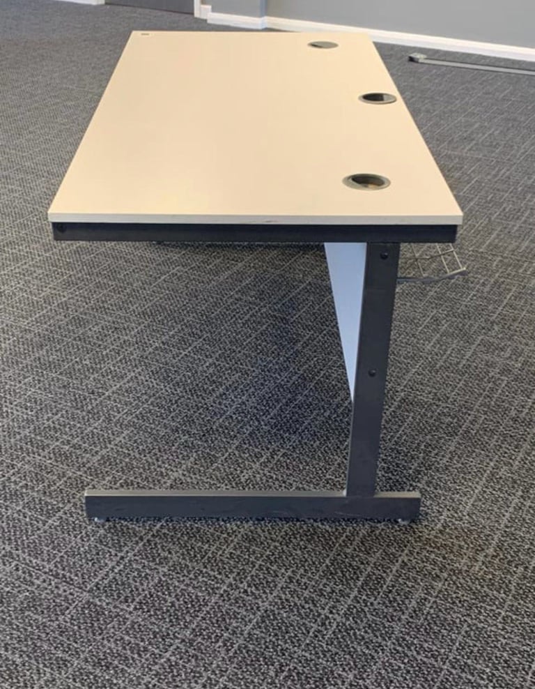 JOBLOT Office Furniture SURPLUS STOCK For Sale Over 100 Desks/Chairs/Cabinets/Cupboards 12