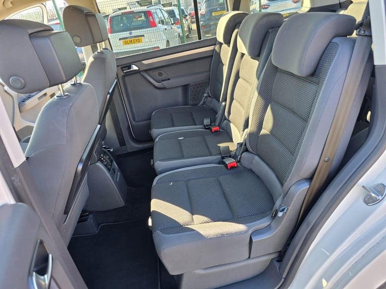 2014 Volkswagen Touran 1.4 TSI BlueMotion Tech SEL DSG Euro 6 (s/s) 5dr MPV Petrol Automatic