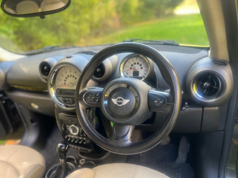 2011 MINI Countryman 1.6 Cooper 5dr Auto HATCHBACK Petrol Automatic