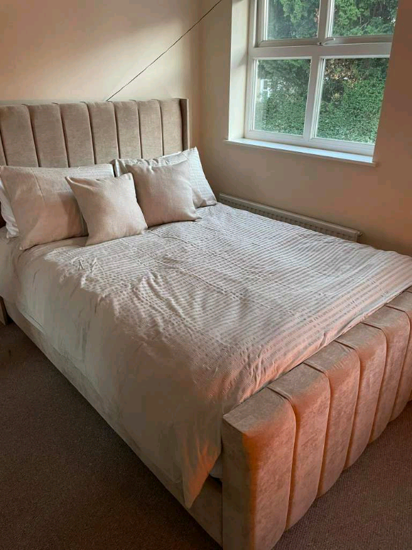 GET IT NOW WINGBACK BEDS WITH HIGH QUALITY MATTRESS in Bradford, West