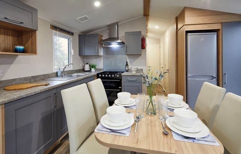 Modern Onsite Caravan Ownership – Isle Of Sheppey / Kent - Lovely Site with Amenities