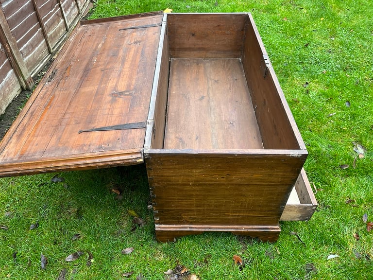 Antique Pine Ottoman/Trunk 