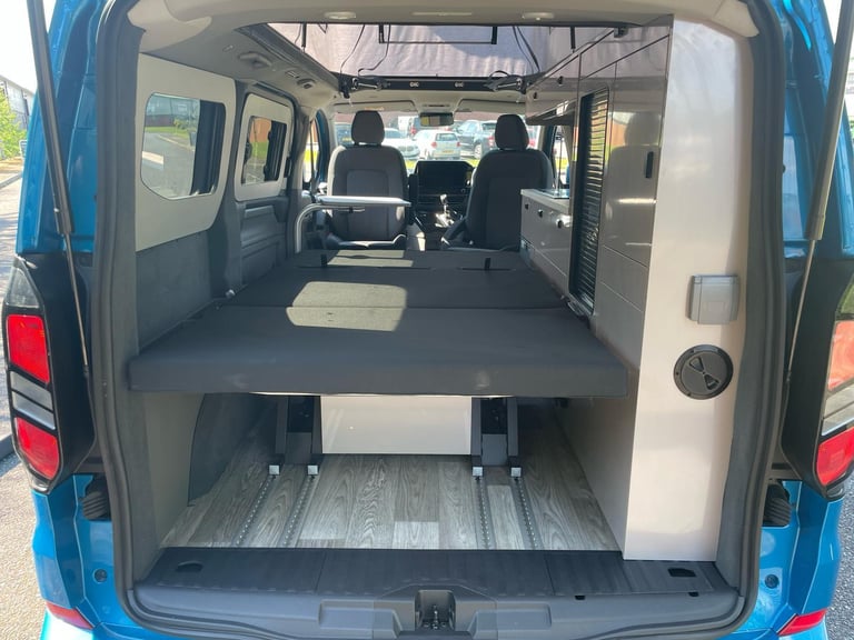 Wellhouse Ford Custom Tourneo