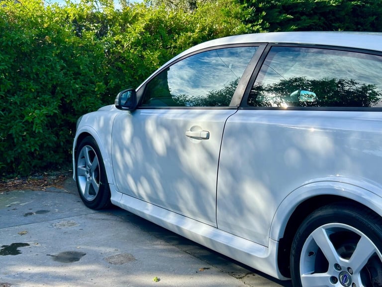 2012 Volvo C30 2.0 R-Design Lux Sports Coupe Euro 5 3dr HATCHBACK Petrol Manual