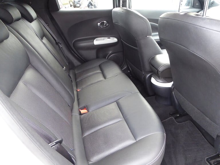 2014 Nissan Juke 1.2 DiG-T Tekna 5dr HATCHBACK PETROL Manual