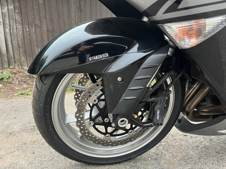 KAWASAKI ZZR1400 ABS, 2011(11), 20,552 MILES, FSH, STUNNING BIKE, EXTRAS, £4695